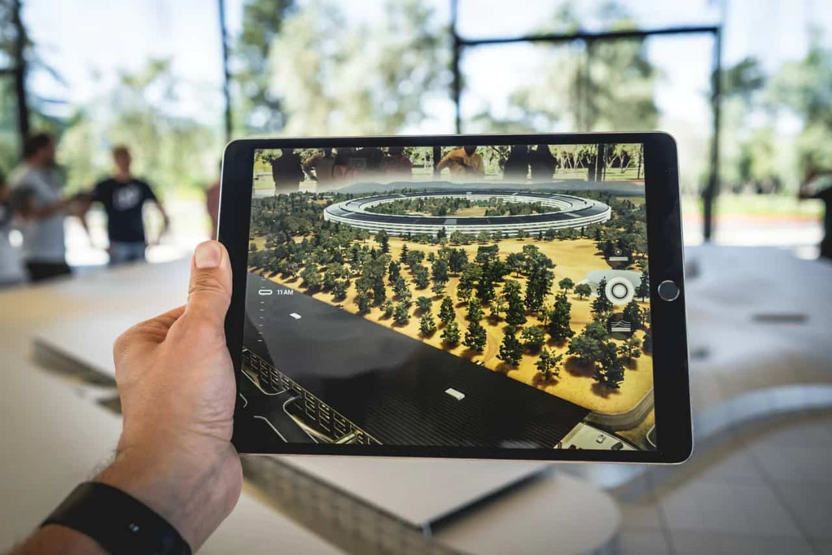 Realidade Aumentada (AR) em Sistemas de Informação Geográfica (SIG)